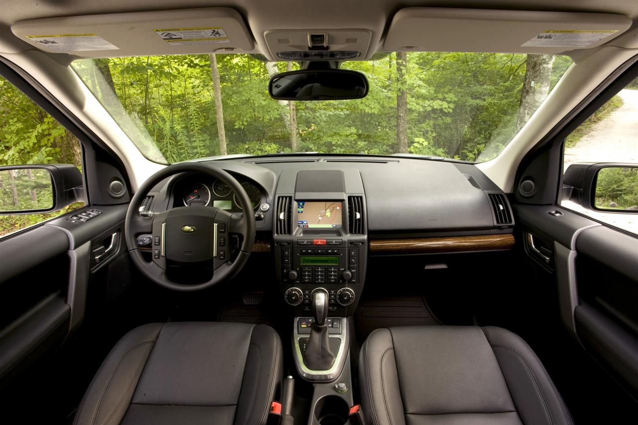 2010 Land Rover LR2